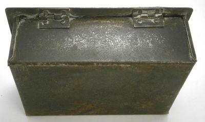 Arts & Crafts Dresser Box