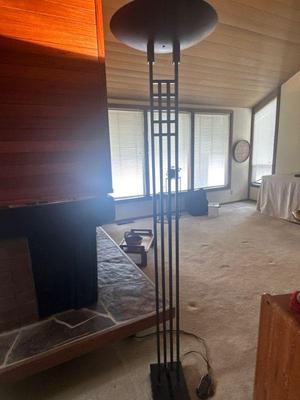 Floor lamps
