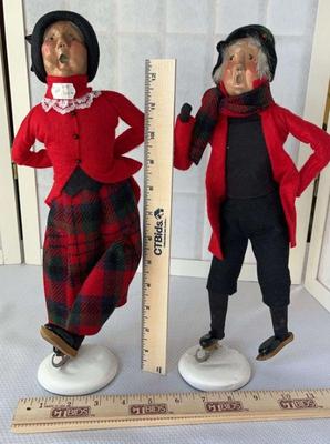 Byers choice skating grandparents matching pair