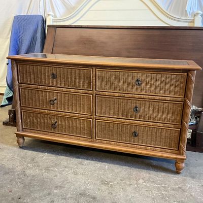 101 Large Three Piece Brown Wicker Rattan Bedroom Set