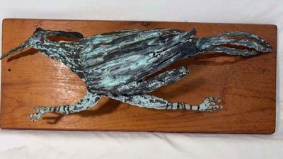 Metal roadrunner art