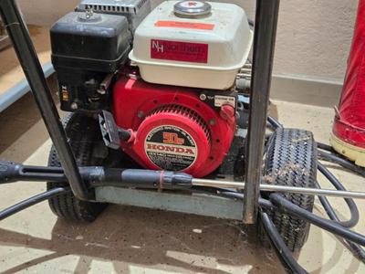 Northern Power Washer With 5 HP Honda GX140 Engine