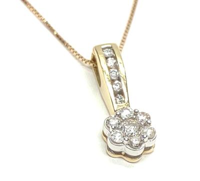 14K Gold Diamond Flower Pendant w/ 14K Box Chain