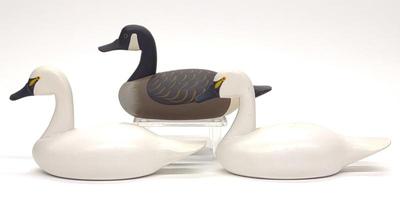 3 Roger Urie Miniature Canada Goose & Swan Decoys