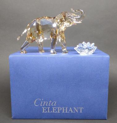Swarovski Cinta Elephant Crystal Figurine w/ Box