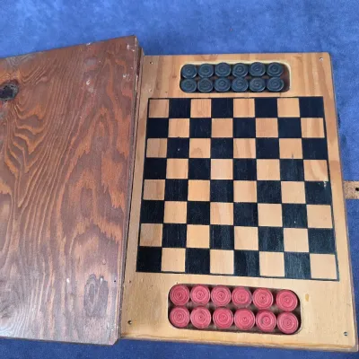 antique checkers 