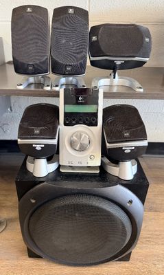 Logitech Z5500 Speaker System
