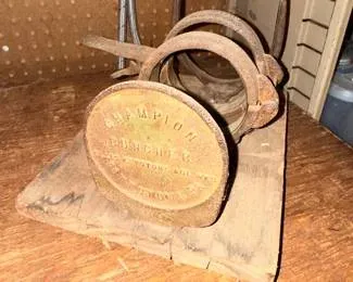 Estate sale photo