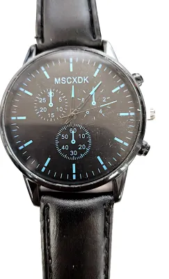 Sale Photo Thumbnail #31: Black & Blue TRIPLE INSERT DIALS WATCH with Round Blue-Lines Dial (1½" Diam.), Black Faux-Leather Band and Silver Tone Case Back**EXTRA BATTERY INCLUDED**

Brand: MSCXDK
Non-rechargeable Battery
Band Color: BLACK
Dial: Analog
ALL ITEMS SHIPPED FREE