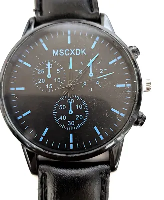 Sale Photo Thumbnail #30: Black & Blue TRIPLE INSERT DIALS WATCH with Round Blue-Lines Dial (1½" Diam.), Black Faux-Leather Band and Silver Tone Case Back**EXTRA BATTERY INCLUDED**

Brand: MSCXDK
Non-rechargeable Battery
Band Color: BLACK
Dial: Analog
ALL ITEMS SHIPPED FREE