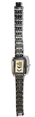 Sale Photo Thumbnail #200: GREEN Colored DIAL WATCH with BAND: (Silver Tone Segments, 7") DIAL: (1" Green + Rectangle) BATTERY: Button 20 mm  *EXTRA BATTERY 
INCL.*
ALL ITEMS SHIPPED FREE