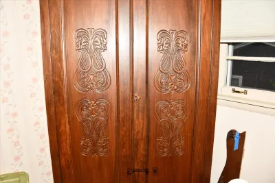 0892 bedroom a