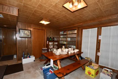 0713 family room
