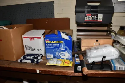 1201 garage