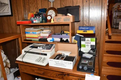 0837 family room