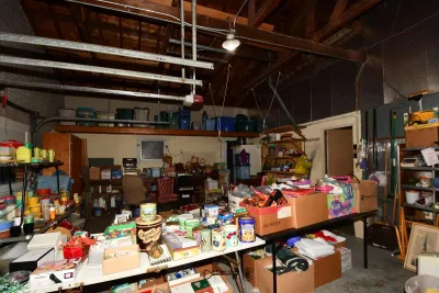 1149 garage