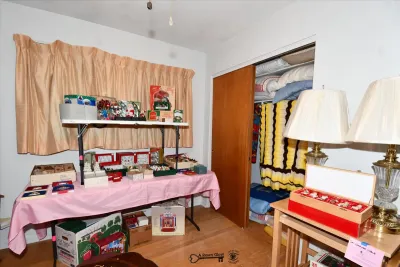 1051 bedroom d