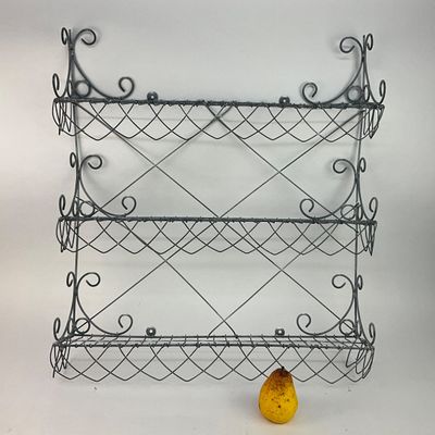 1024 Vintage Metal Wire Wall Shelf
