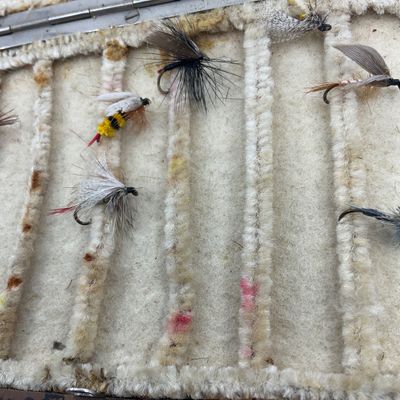 1054 Vintage Hardy Bros. Neroda Bakelite Fly Box with Trout Flies