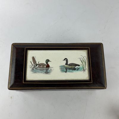 952 Decorated Duck Porcelain Pipe & Duck Wooden Box