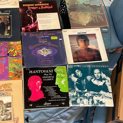 1026 Large Collection of Vintage Vinyl Records – Rock, Folk, Pop, Jazz & Classical