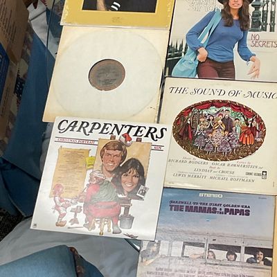 1026 Large Collection of Vintage Vinyl Records – Rock, Folk, Pop, Jazz & Classical