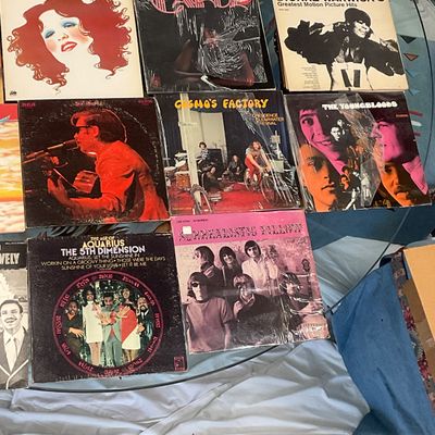 1026 Large Collection of Vintage Vinyl Records – Rock, Folk, Pop, Jazz & Classical