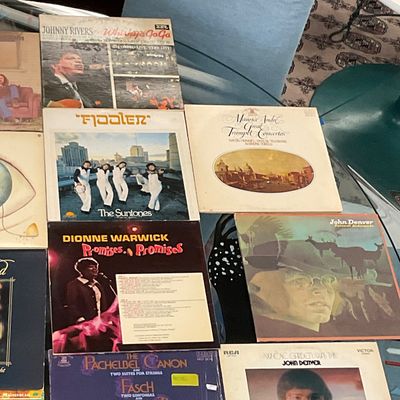 1026 Large Collection of Vintage Vinyl Records – Rock, Folk, Pop, Jazz & Classical