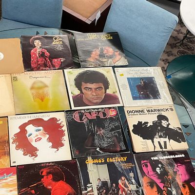 1026 Large Collection of Vintage Vinyl Records – Rock, Folk, Pop, Jazz & Classical