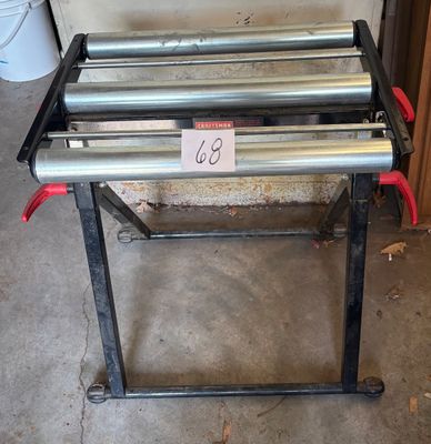 Craftsman triple roller material stand