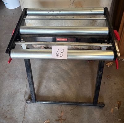 Craftsman triple roller material stand
