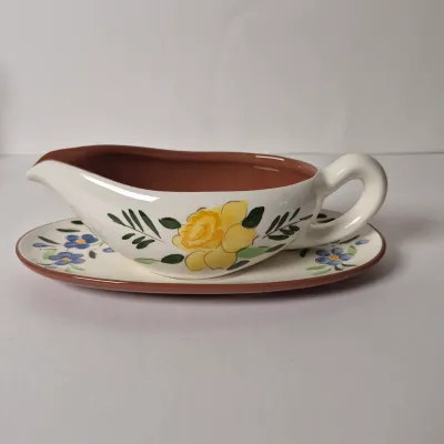 LOT 342L: Stangl Country Garden Tableware with Collector's Book
