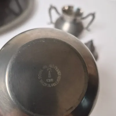 LOT 345L: Royal Holland Pewter Coffee & Tea Service