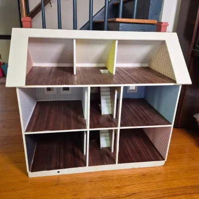 LOT 350L: Vintage Wooden DIY Dollhouse
