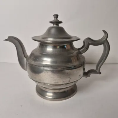 LOT 344L: Woodbury Pewter Coffee & Tea Service