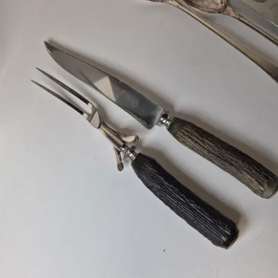 LOT 362L: Collection of Cutlery & Servingware, German Silverplate Silent Butler, Beverly Clark Placecard Holders