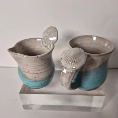 LOT 354L: Seashell Pottery, Natural Seashells, Candle & More