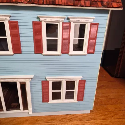 LOT 350L: Vintage Wooden DIY Dollhouse