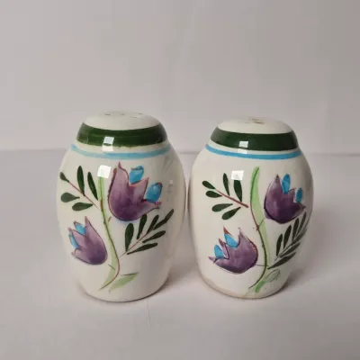 LOT 342L: Stangl Country Garden Tableware with Collector's Book