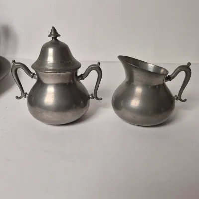 LOT 345L: Royal Holland Pewter Coffee & Tea Service