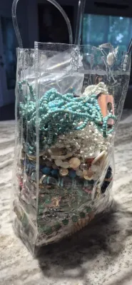 5 LBS. of Xcl. Fashionable jewels ~ GREAT Necklaces / Bangles / Beads ~ 5 pounds !!!!!