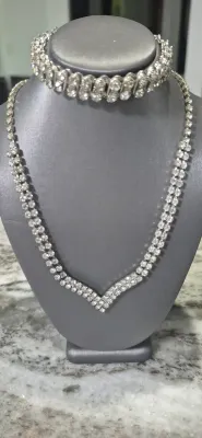 Stunning Rhinestone Necklace with "V" bottom & Expandable Bracelet Made in Hong Kong