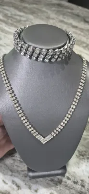 Stunning Rhinestone Necklace with "V" bottom & Expandable Bracelet Made in Hong Kong