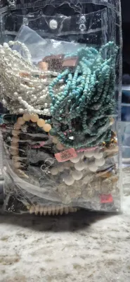 5 LBS. of Xcl. Fashionable jewels ~ GREAT Necklaces / Bangles / Beads ~ 5 pounds !!!!!