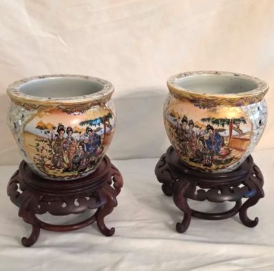 Pair of Cache Pot Bowls w/Stands (E-JS)