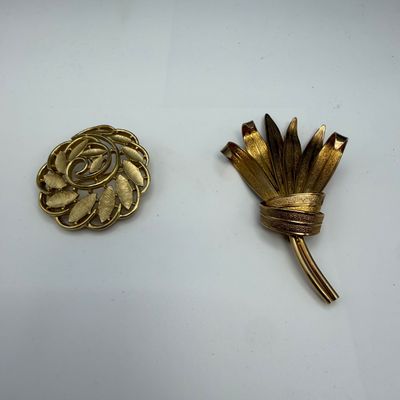 14k Pins, Trifari Brooches, with 10K Chain and More (ST-BM)