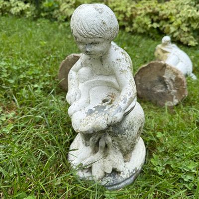 Three Girl Garden Statues (DG-BM)