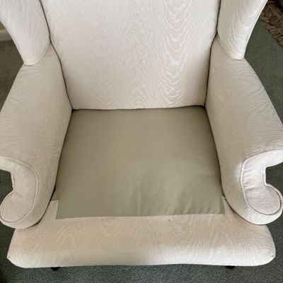Queen Anne Style White Upholstered Wing Back Chair (LR-BM)