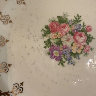 22KT Gold Accented Plates (LR-BM)