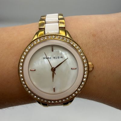 Anne Klein and More Stunning Women’s Watches (ST-BM)